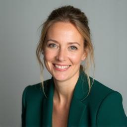 Portrett av Ingrid Bjørnstad, Interiørarkitekt